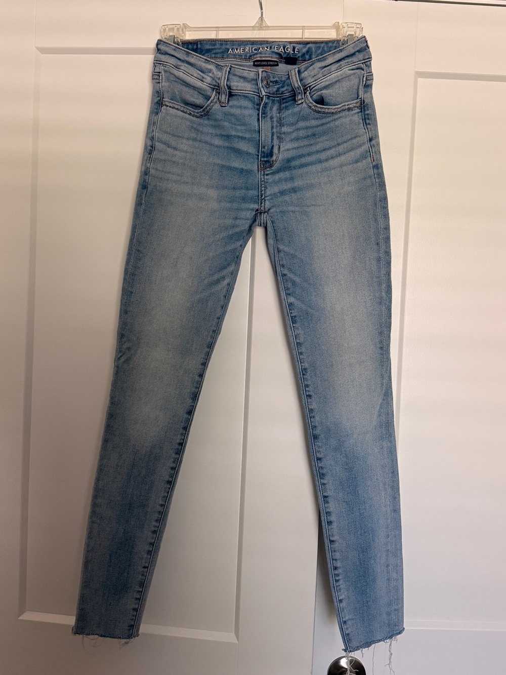 American Eagle Outfitters Light Wash Mid-Rise Skinny Jeans - Light Blue